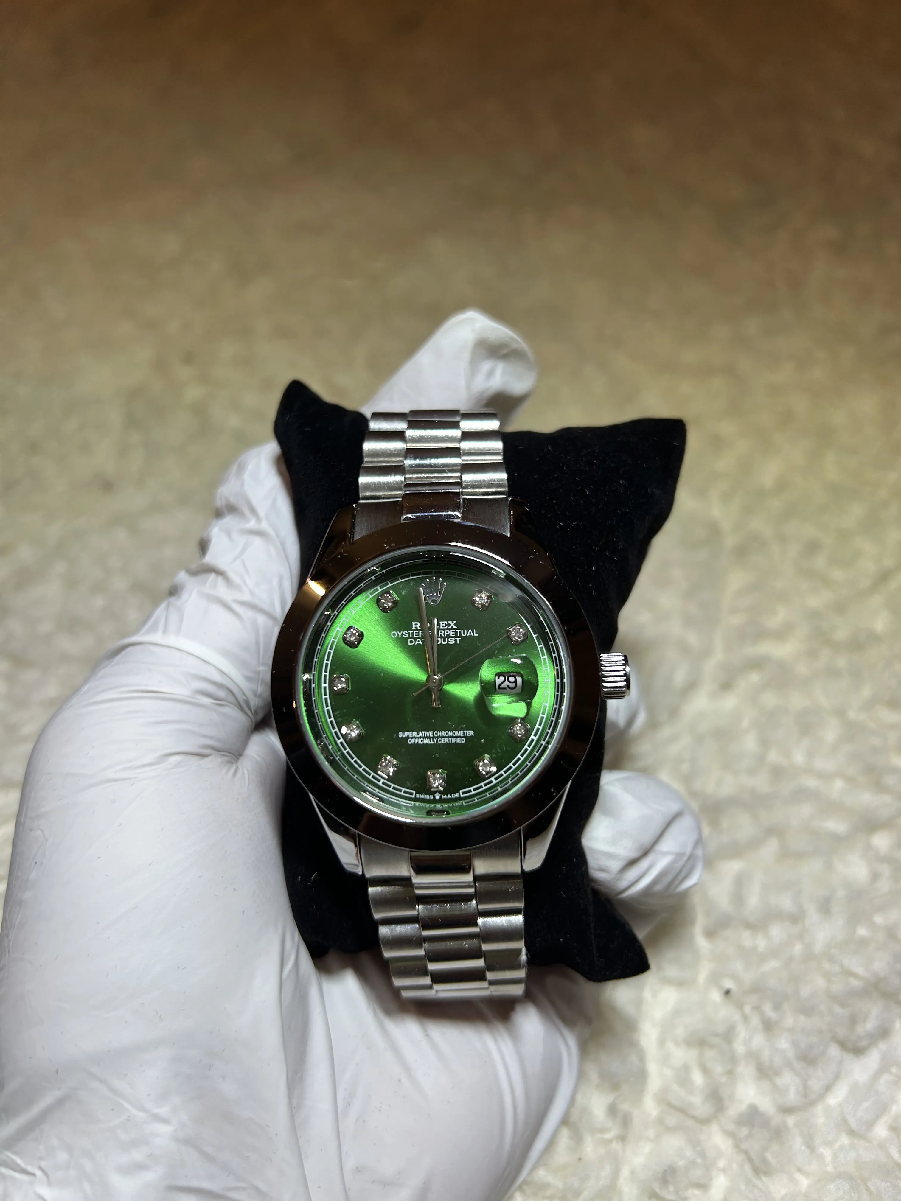 WRISTZ Classic Gold Watch - Green Dail.