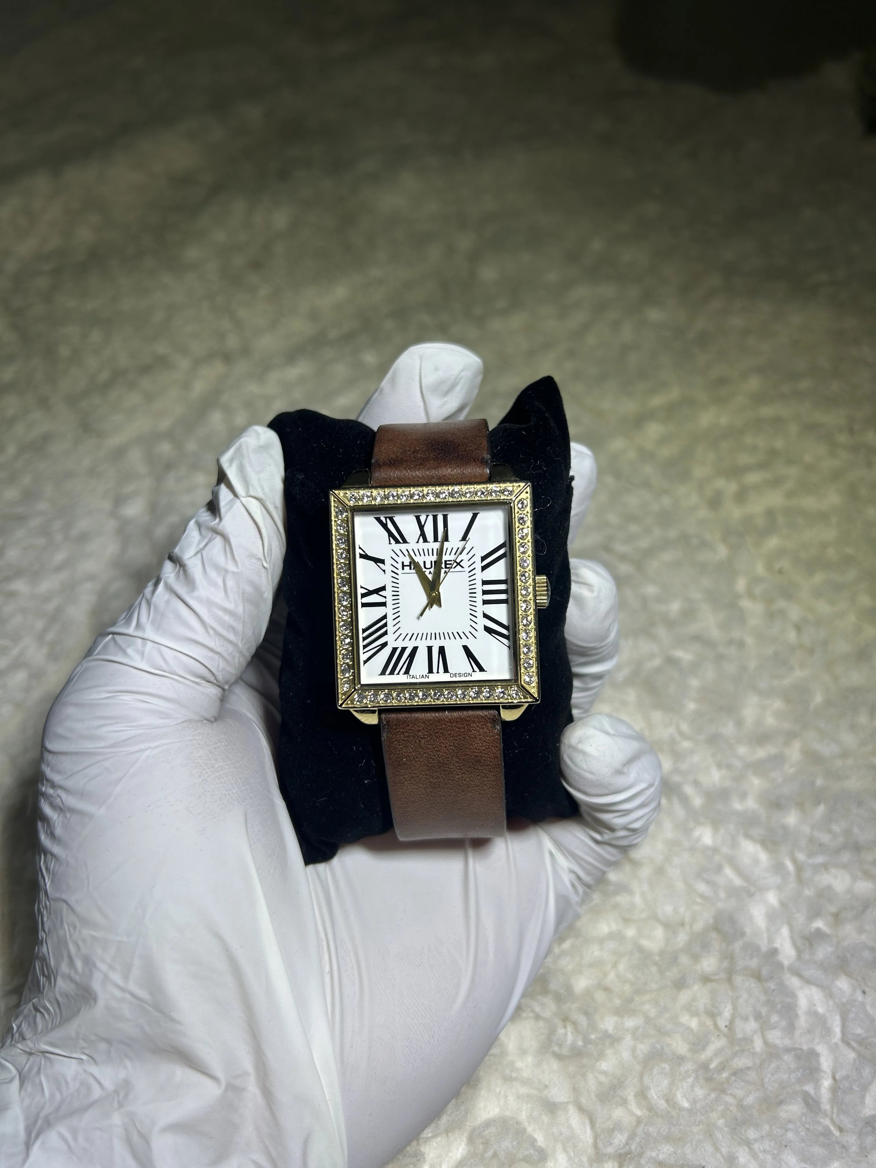 WRISTZ  old Money - Brown Lather Strap.