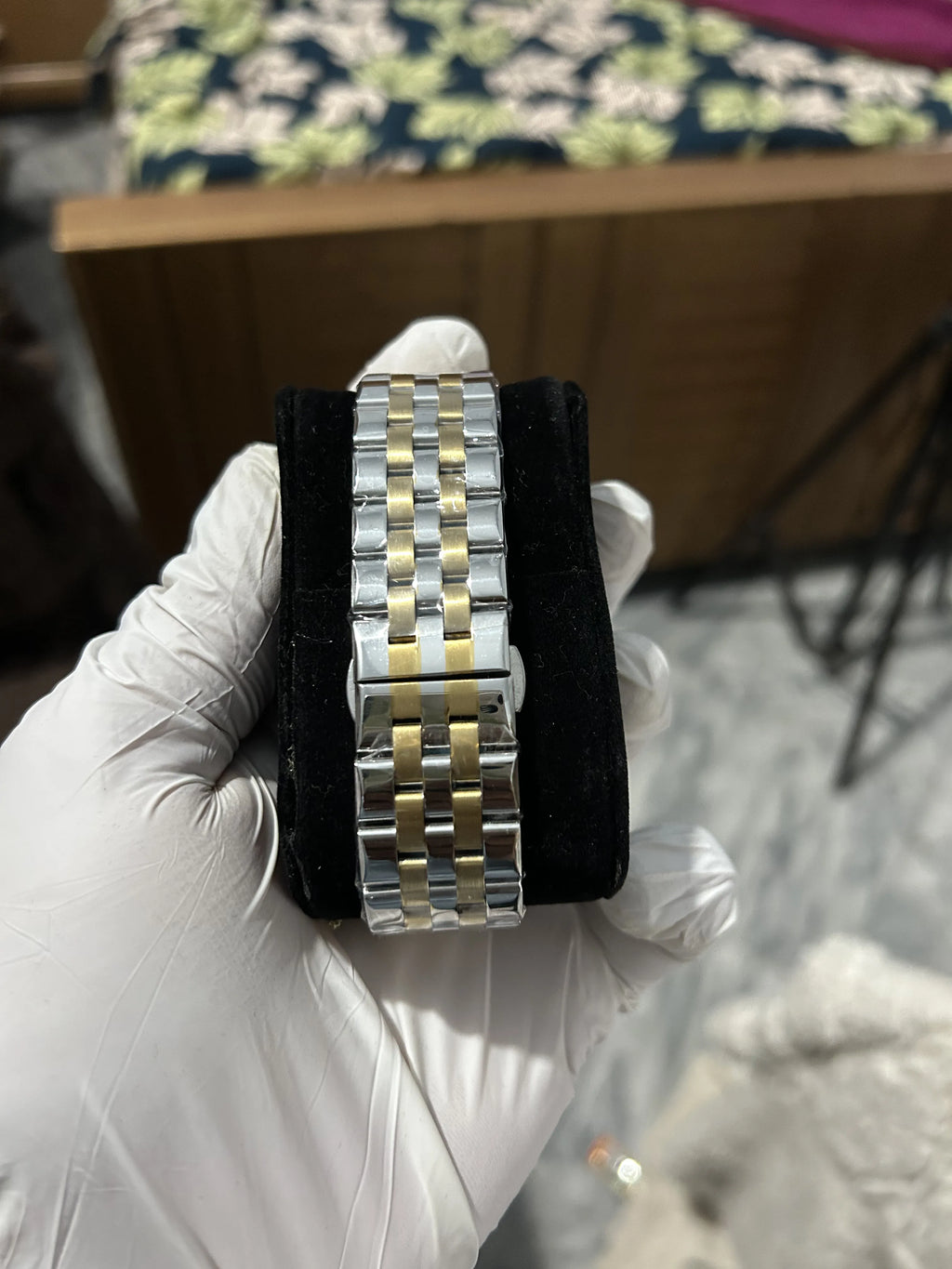 WRISTZ Classic Gold –  White Dial
