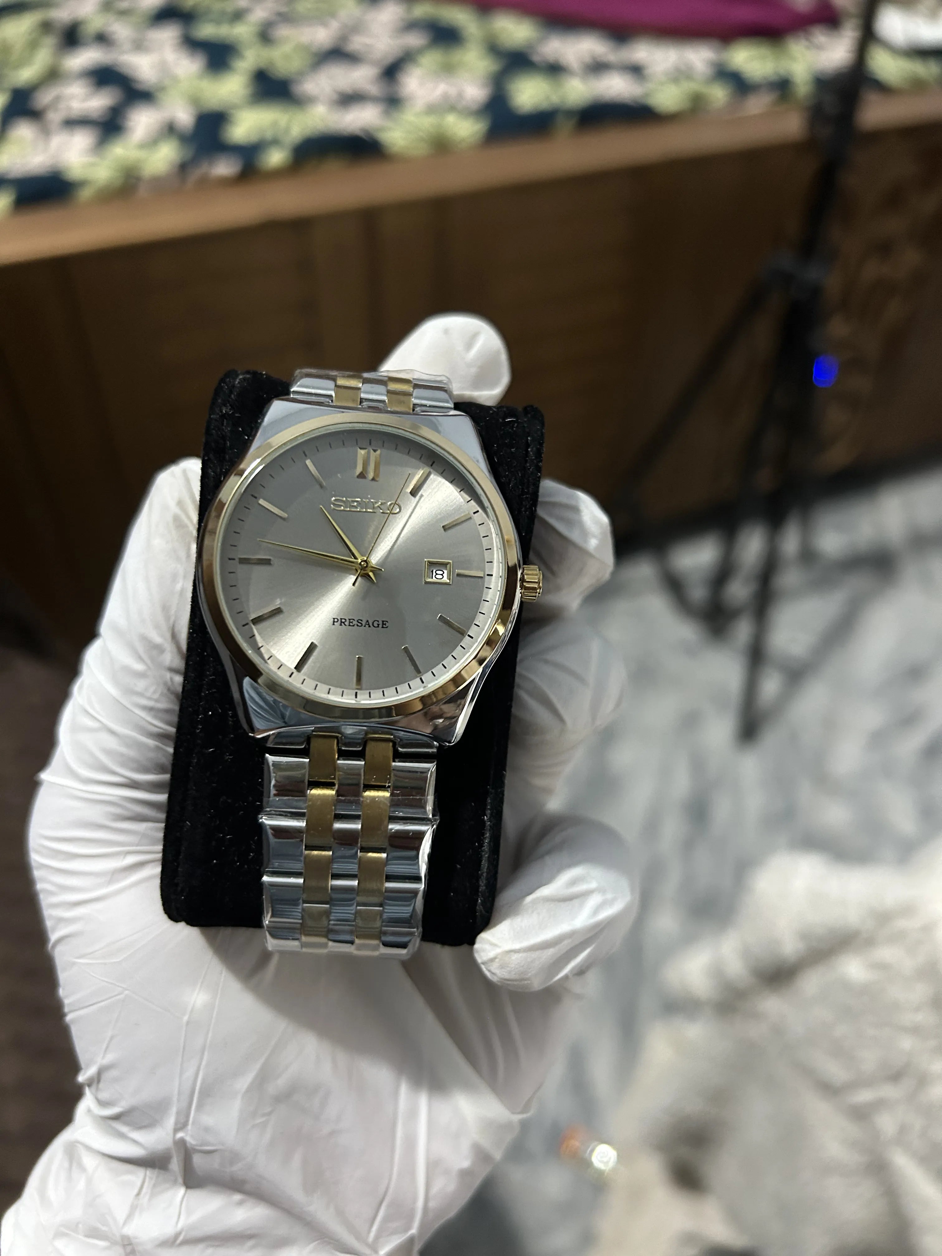 WRISTZ Classic Gold –  White Dial